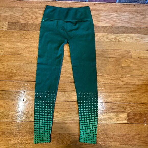 Fabletics High-Waisted Seamless Dot Legging Digital Ombre Size Sm-Med - Picture 5 of 9